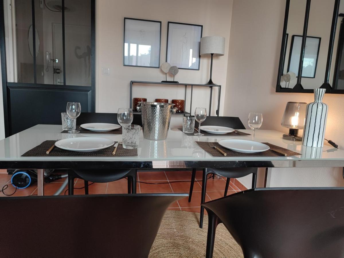 Le 3 Appartement Vue Mer Avec Jardin 100M De La Plage Et De La Thalasso Concarneau Luaran gambar